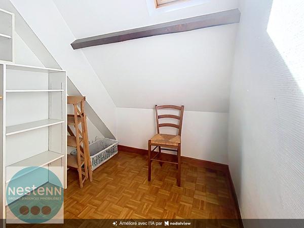 Une maison familiale aux beaux volumes, avec jardin, garage et sous-sol total à Olivet