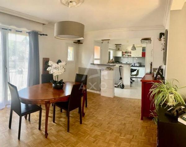 Maison 110m2 avec un grand garage