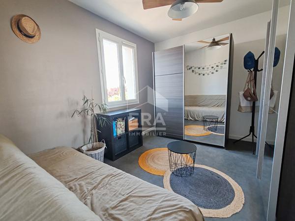 Belle maison de 100m2 avec garage et extérieur.