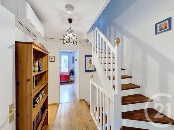 Maison à vendre  5 pièces - 87,60 m 2   ST DENIS  - 93