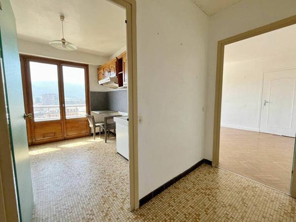 Appartement Chambery 2 pièce(s) 53 m2