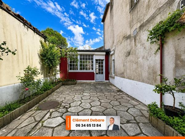 Maison avec plus de 200 m² avec 5 chambres