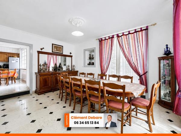 Maison avec plus de 200 m² avec 5 chambres