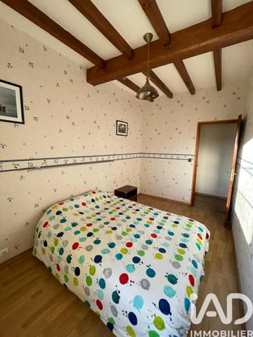 Maison à vendre 7 pièces 230 m² Essertines-en-Donzy