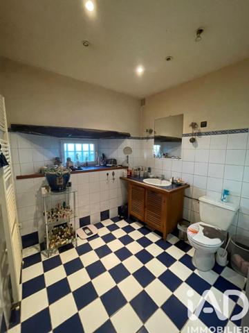 Maison à vendre 7 pièces 230 m² Essertines-en-Donzy