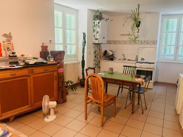 Immeuble à vendre à Saint-Donat-sur-l'Herbasse (26260)