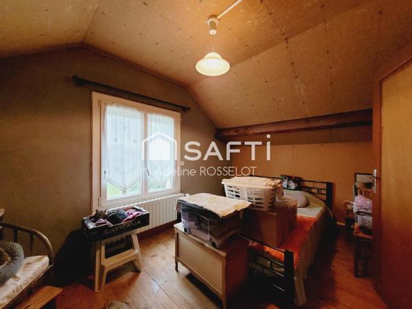 Centre village, commerces & écoles