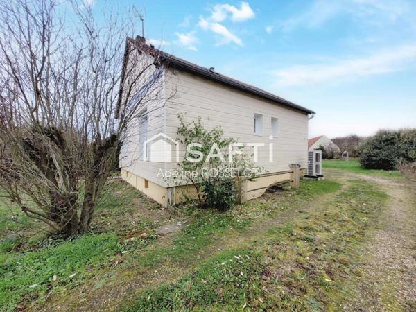 Centre village, commerces & écoles