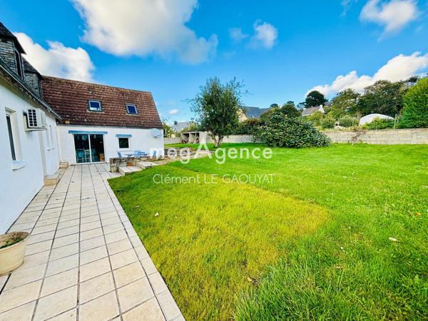 Maison à PLEUMEUR-BODOU, 22560 - 10 pièces 198m²