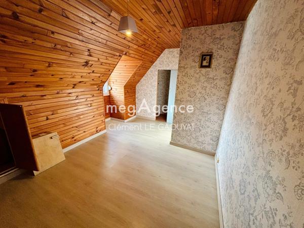 Maison à PLEUMEUR-BODOU, 22560 - 10 pièces 198m²