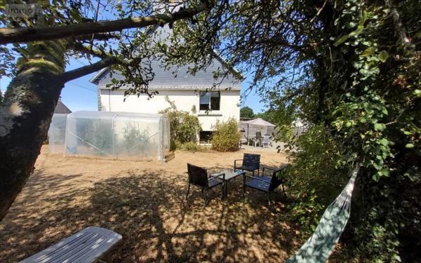 Achat - Maison Carhaix-Plouguer 29270 6 pièces 109 m 2 692 m 2