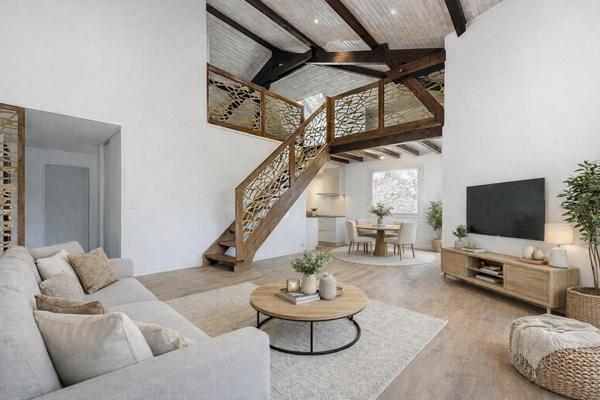 T4 Duplex rénové 96 m² avec piscine - accès rapide à Genève