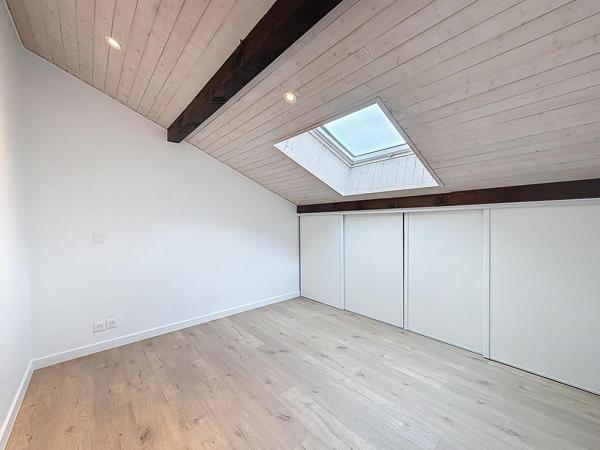 T4 Duplex rénové 96 m² avec piscine - accès rapide à Genève