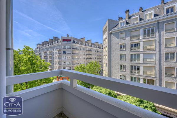 Appartement à vendre 4 pièces 135.42m² Chambéry (73000)