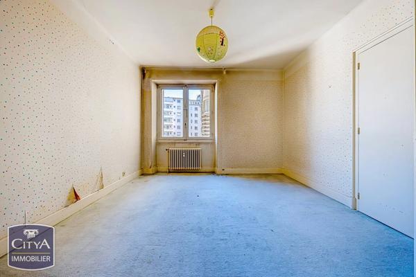 Appartement à vendre 4 pièces 135.42m² Chambéry (73000)