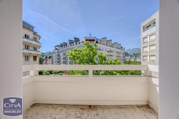 Appartement à vendre 4 pièces 135.42m² Chambéry (73000)