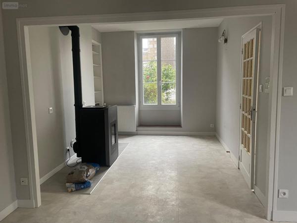 Maison à louer à Avranches dans la Manche (50300), ref : 12547/363