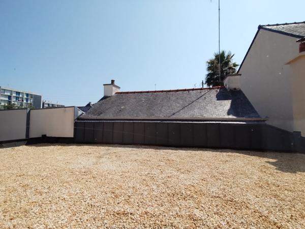 – Quartier prisé de Trussac : Maison de ville avec potentiel rare