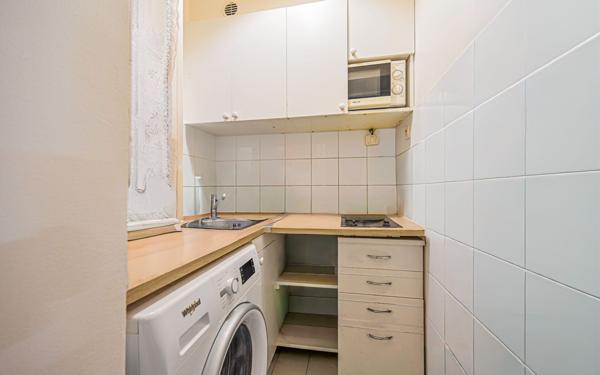 Appartement à vendre    1 pièce • 19,03 m2 Paris 18