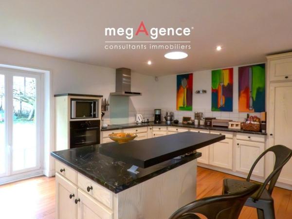 Maison à AVRILLE, 85440 - 6 pièces 172m²