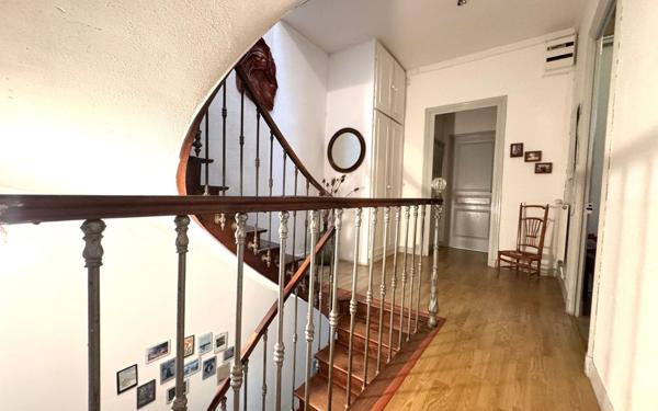 Maison à vendre    8 pièces •  Gémozac