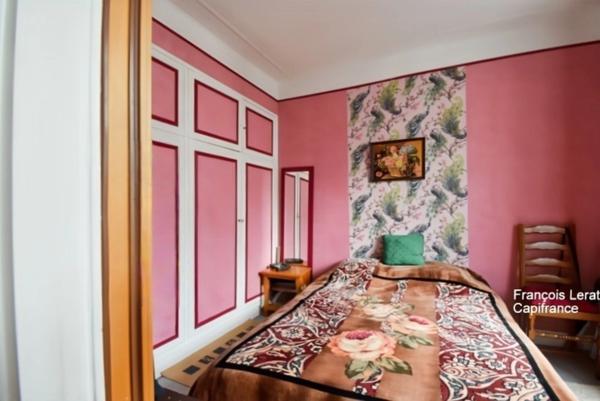 Appartement à vendre 2 pièces avec cave PARIS 17EME ARRONDISSEMENT (75) - rue Guy Môquet - 34 m2 Loi Carrez - 299 000 € honoraires d'agence inclus