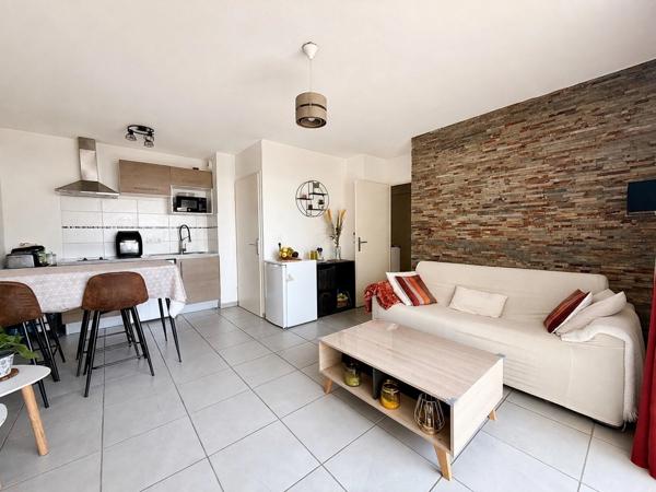 CESTAS GAZINET - T2 LUMINEUX DE 41 M² AVEC BALCON ET PARKING - VENDU OCCUPÉ
