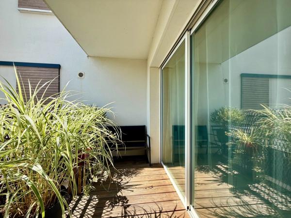 CESTAS GAZINET - T2 LUMINEUX DE 41 M² AVEC BALCON ET PARKING - VENDU OCCUPÉ