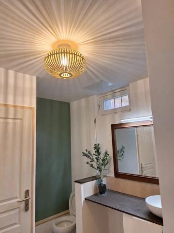 Location                                                      Appartement
                        
                     2 pièces                      45 m2                     à Perpignan
