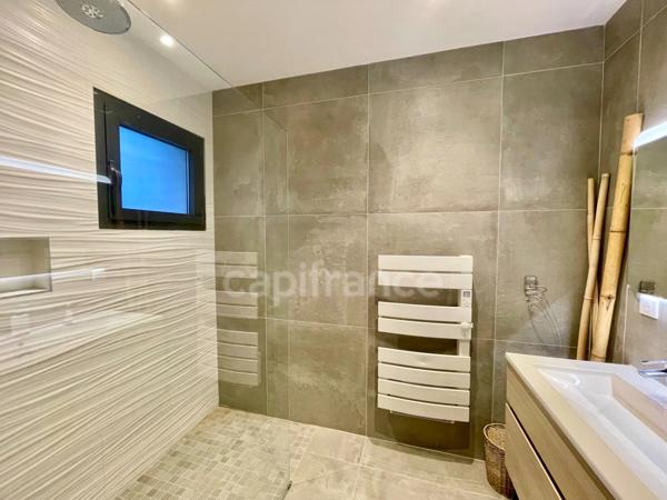 Maison à vendre contemporaine 6 pièces LA CIOTAT (13)