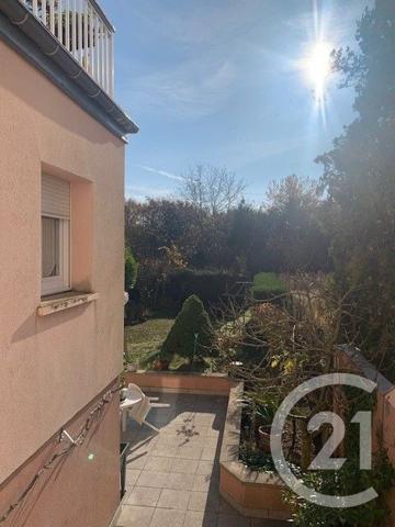 Appartement F4 à vendre  4 pièces - 89,70 m2 MOULINS LES METZ - 57
