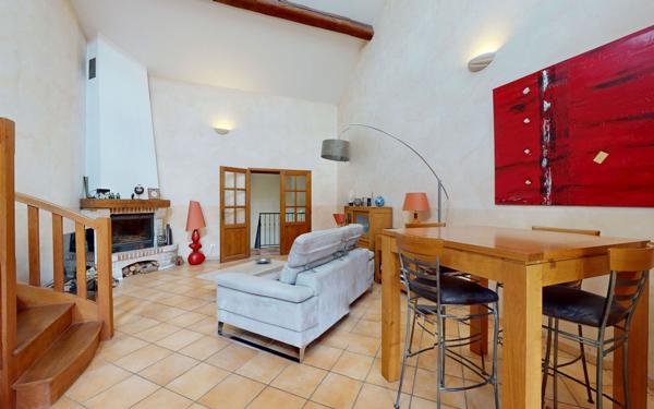 Maison à vendre    6 pièces •  Morley