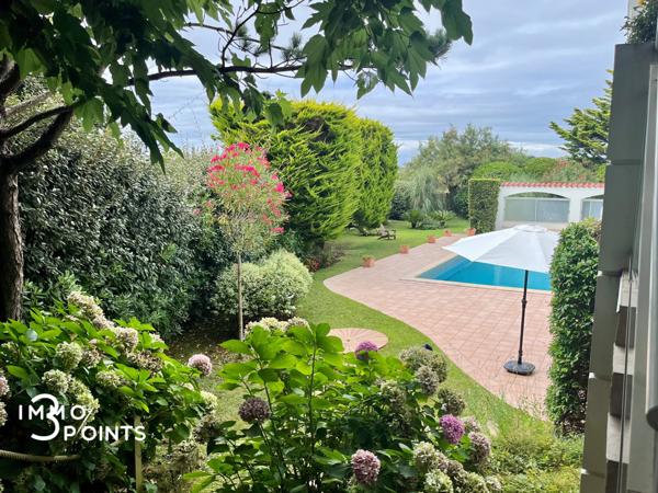 Anglet (64600) Villa 300m² avec PISCINE sur le GOLF de Chiberta, en bordure d'OCEAN, sur terrain de 1500m²