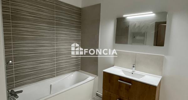 Location Appartement 3 pièces 72.23 m² - Saint-priest-en-jarez 42270