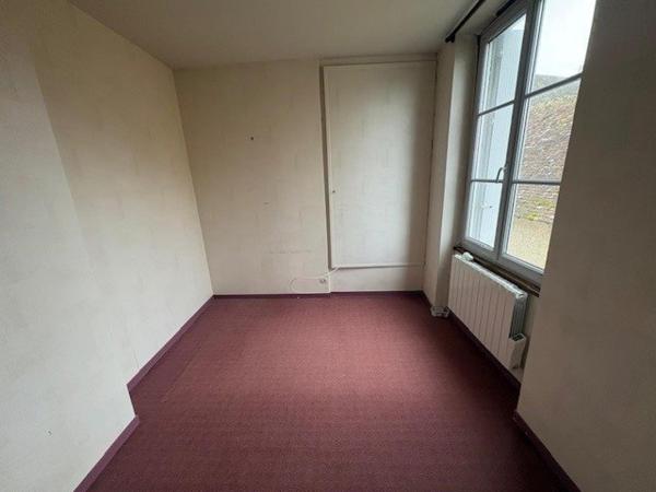 Ensemble de deux maisons 330m² à Châtillon sur indre