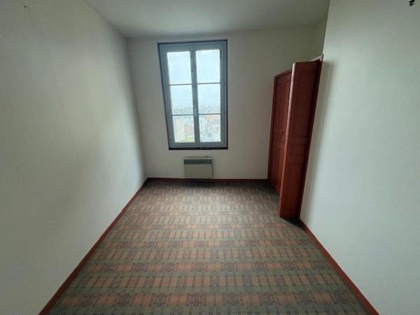 Ensemble de deux maisons 330m² à Châtillon sur indre