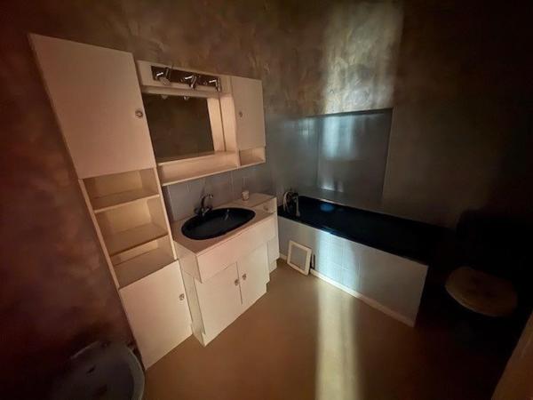 Ensemble de deux maisons 330m² à Châtillon sur indre