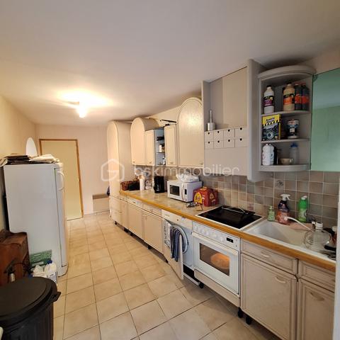 Maison de village de 211,61 m²