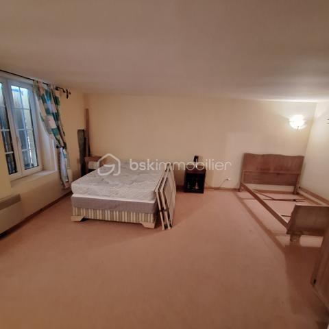 Maison de village de 211,61 m²