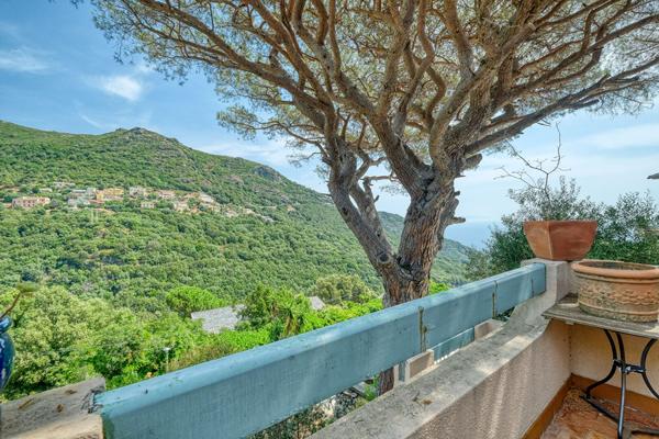 Maison Ville Di Pietrabugno 6 pièces 194 m2 - terrain 1710 m2 vue mer et montagne