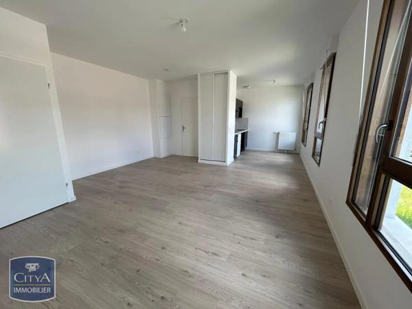 Appartement à louer 1 pièce 37.02m² Arpajon (91290)