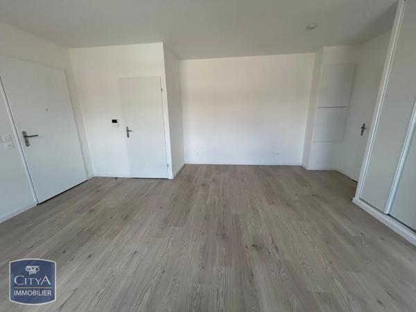 Appartement à louer 1 pièce 37.02m² Arpajon (91290)