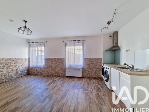 Location appartement 2 pièces 42 m² Nîmes