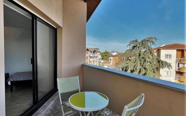 Appartement à louer    2 pièces •  Blagnac