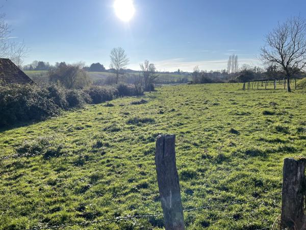 Terrain Constructible de 1179 m² avec vue Campagne