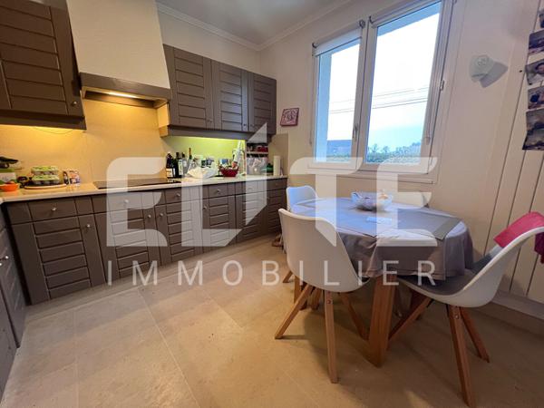 Maison à vendre |  Saint-Malo-de-la-Lande |  8 pièces | 154 m²