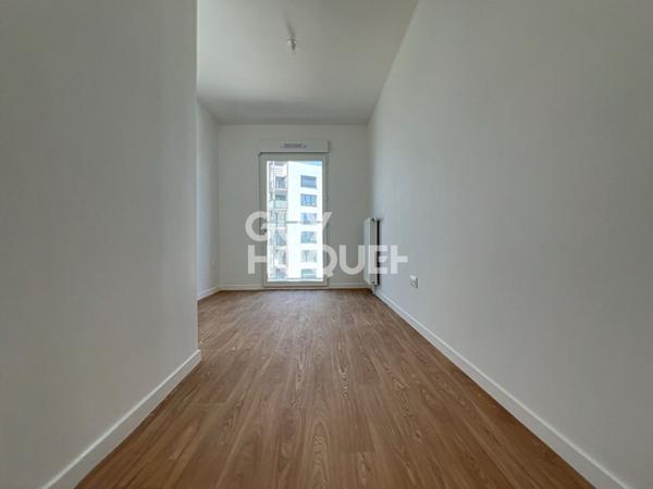 Appartement Stains 5 pièce(s) 101.50 m2