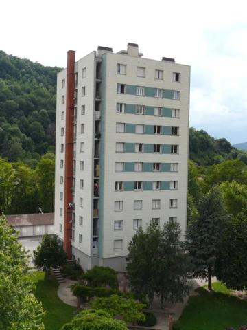 Appartement à louer à Saint-Affrique (12400)