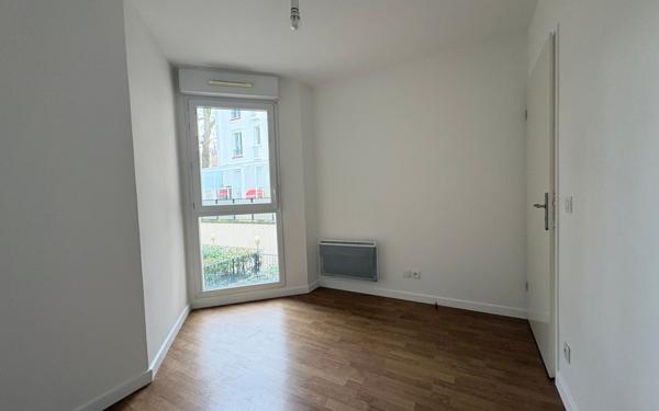 Appartement à louer    4 pièces • 73,79 m2 Chaville