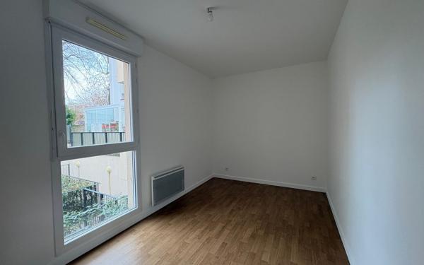 Appartement à louer    4 pièces • 73,79 m2 Chaville